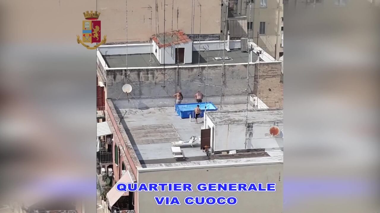 Bari, case popolari trasformate in centrali dello spaccio: 12 arresti a San Pasquale – VIDEO