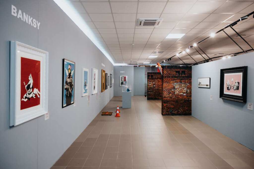 Da Andy Warhol a Banksy: apre ad Alberobello la mostra di oltre 50 opere di “artisti ribelli” – FOTO Da Andy Warhol a Banksy: apre ad Alberobello la mostra di oltre 50 opere di “artisti ribelli” – FOTO