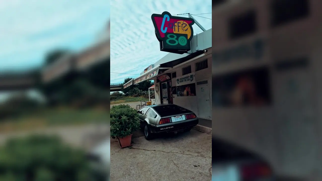 “Ritorno al Futuro” rivive in Puglia, a Brindisi nasce un bar a tema “Ritorno al Futuro” rivive in Puglia, a Brindisi nasce un bar a tema