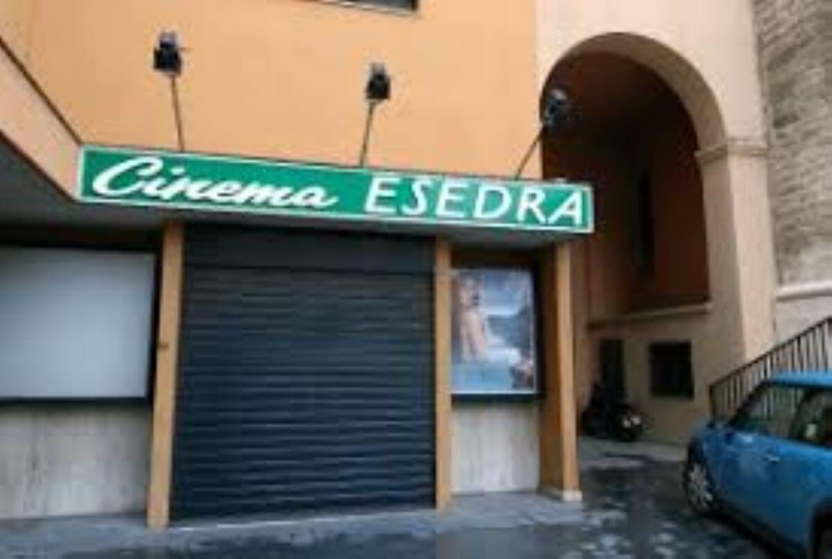 Bari, addio a Michele Cacucciolo: muore a 91 anni lo storico proiezionista dell’Esedra