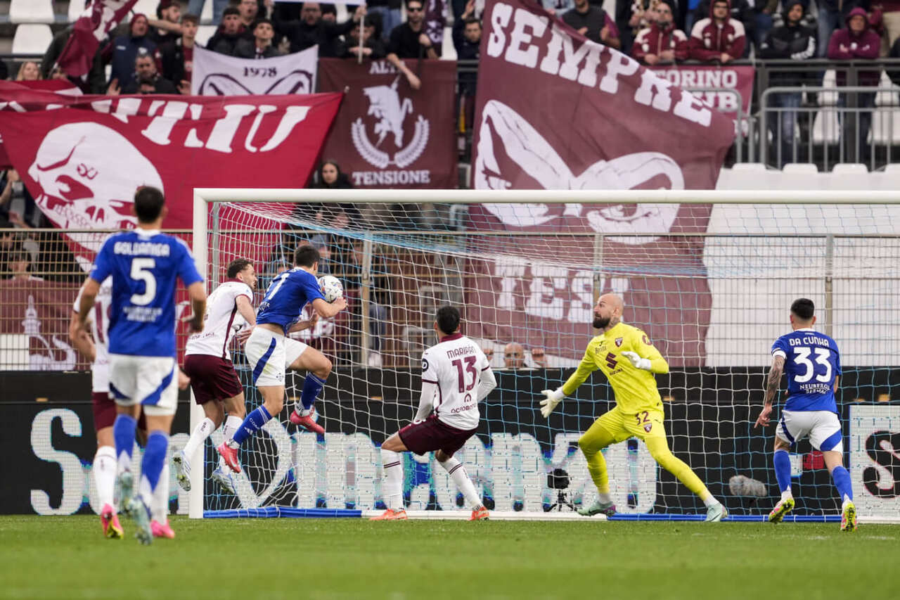 Serie A, il Como batte 1-0 il Torino: salvezza più vicina per i lariani