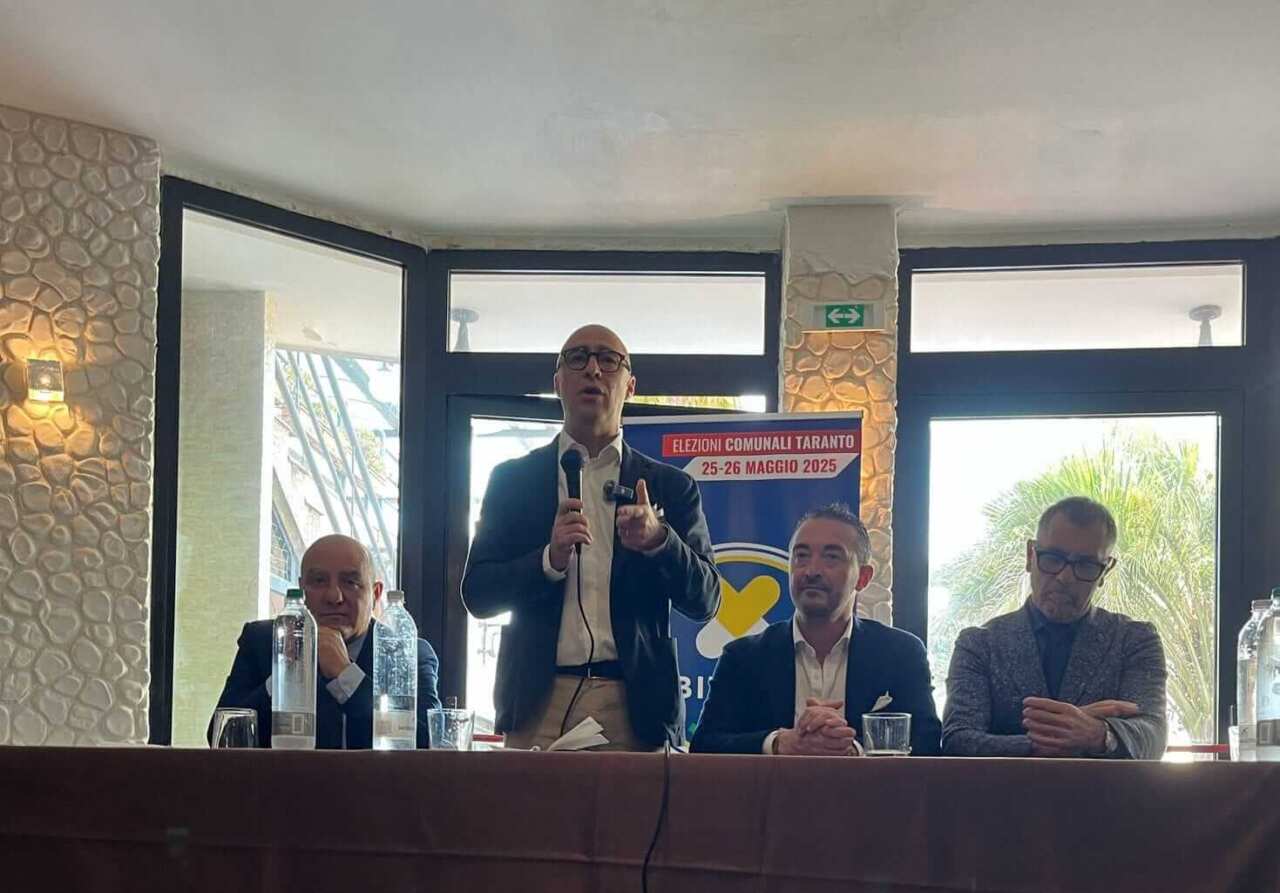 Comunali a Taranto, Cosa e Festinante tagliano con il centrodestra: «Noi con Bitetti» Comunali a Taranto, Cosa e Festinante tagliano con il centrodestra: «Noi con Bitetti»