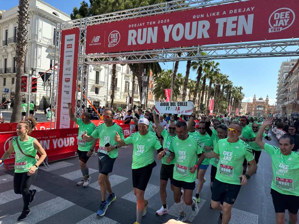 Bari, via alla Deejay Ten: in migliaia ai nastri di partenza dell’evento ideato da Linus – FOTO e VIDEO Bari, via alla Deejay Ten: in migliaia ai nastri di partenza dell’evento ideato da Linus – FOTO e VIDEO