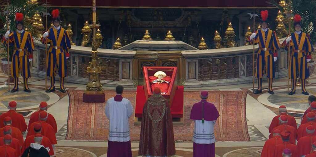 Roma, fedeli in coda per l’omaggio a papa Francesco: anche Meloni a San Pietro – VIDEO Roma, fedeli in coda per l’omaggio a papa Francesco: anche Meloni a San Pietro – VIDEO