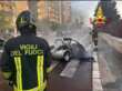 Lecce, auto in fiamme su viale della Repubblica: intervengono i vigili del fuoco