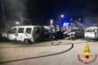 Terlizzi, incendio in una rivendita di auto usate: distrutti 16 mezzi. Indagini in corso