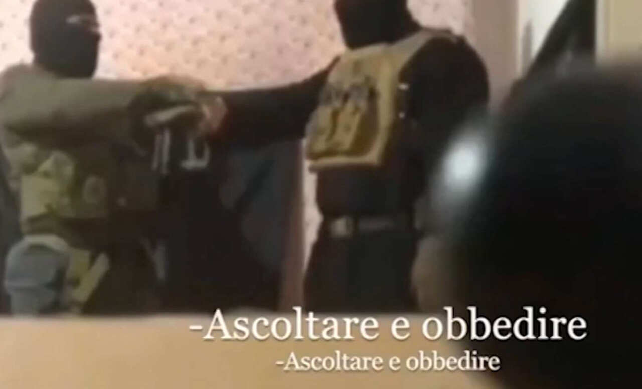 Affiliato all’Isis arrestato in Calabria, si preparava per un attentato in Italia: «Qui per sgozzarvi»