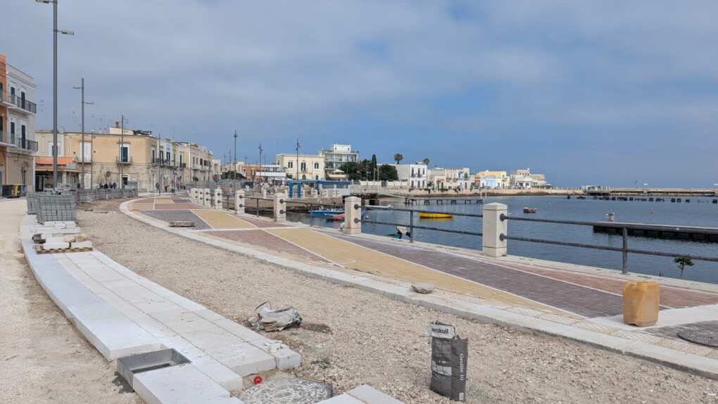 Bari, sopralluogo sul cantiere del lungomare di Santo Spirito. Leccese: «I ritardi registrati ripagheranno» – FOTO