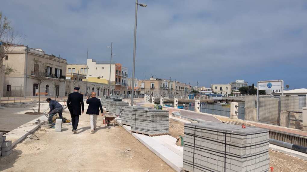 Bari, sopralluogo sul cantiere del lungomare di Santo Spirito. Leccese: «I ritardi registrati ripagheranno» – FOTO