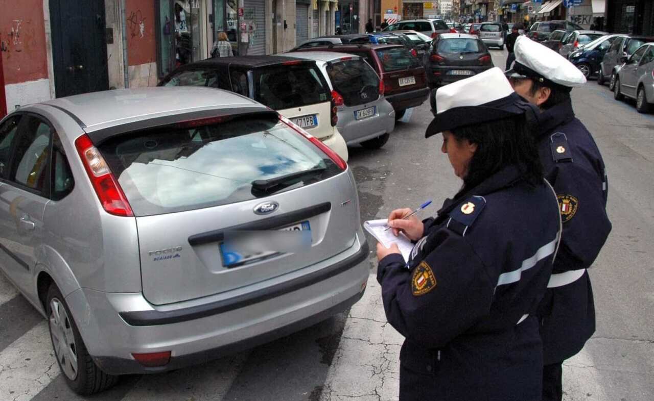 Le multe fanno ricchi i Comuni pugliesi: nel 2024 incassati 23 milioni. A Bari gli automobilisti più indisciplinati Le multe fanno ricchi i Comuni pugliesi: nel 2024 incassati 23 milioni. A Bari gli automobilisti più indisciplinati
