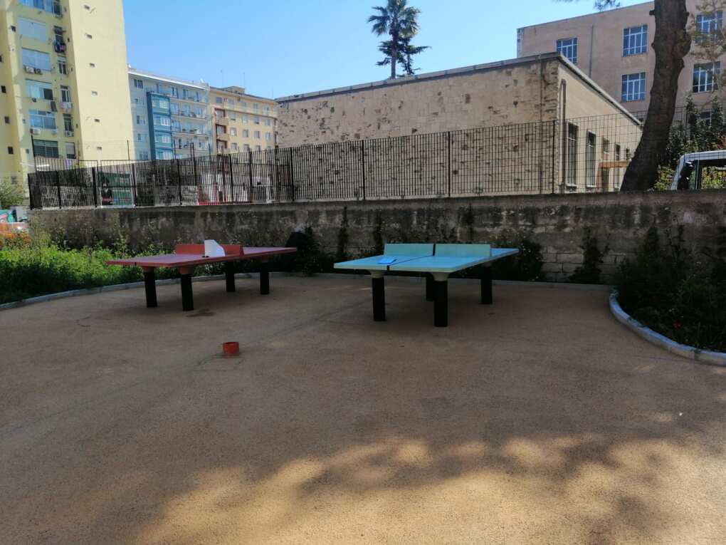 Bari inaugura la nuova oasi verde di via Oberdan: «Giochi, fitness e 42mila chili di CO2 in meno» – FOTO