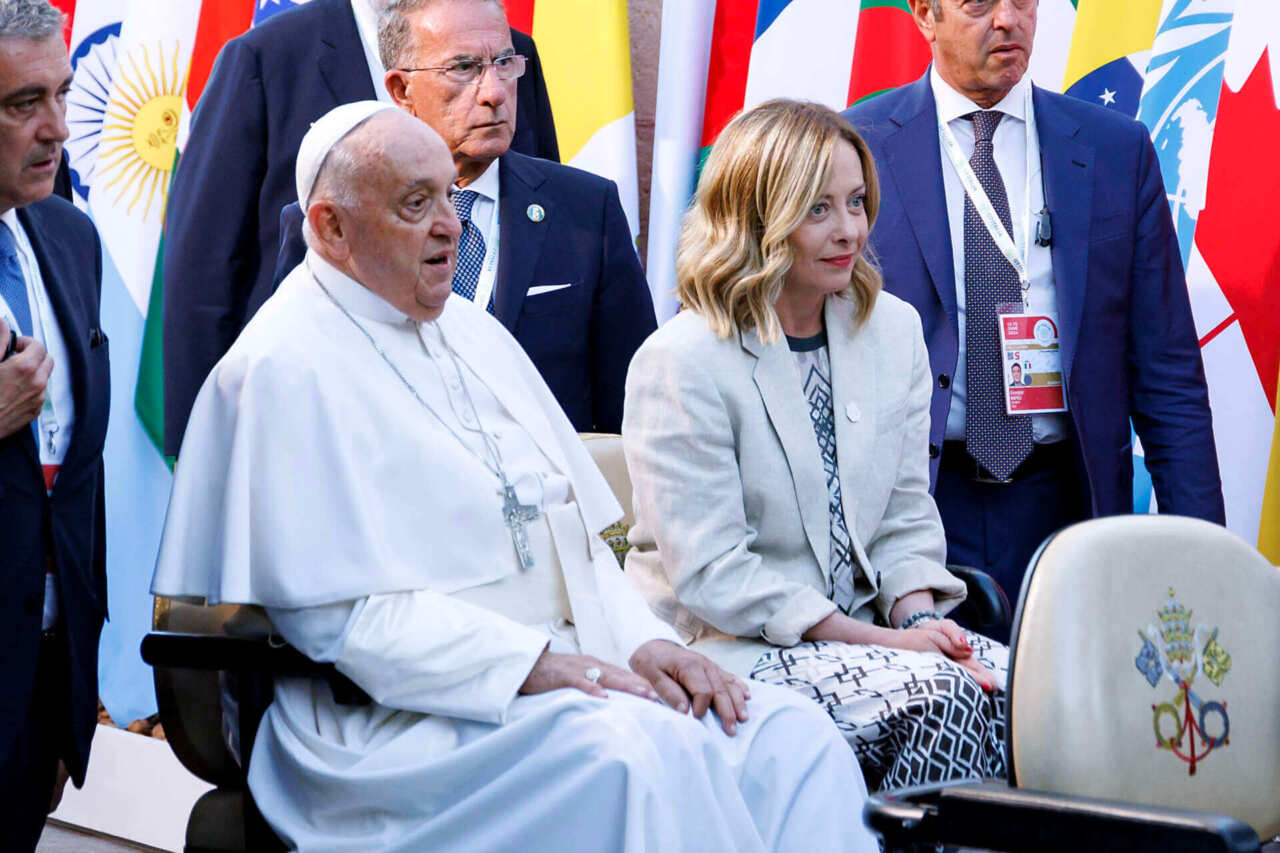 Le cinque visite del Papa in Puglia, l’ultima con la premier Giorgia Meloni al G7 di Borgo Egnazia