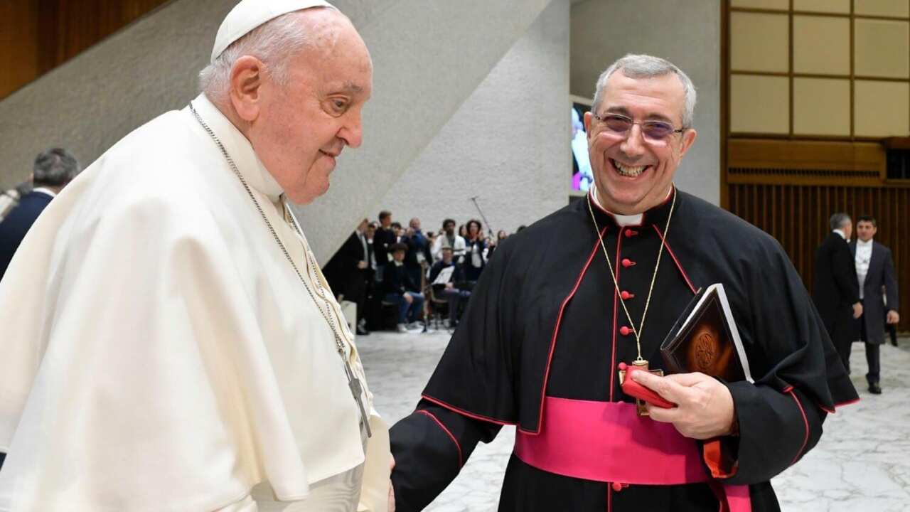 Papa Francesco, l’arcivescovo di Bari: «Dolore per il distacco, è andato via in punta di piedi» – VIDEO Papa Francesco, l’arcivescovo di Bari: «Dolore per il distacco, è andato via in punta di piedi» – VIDEO