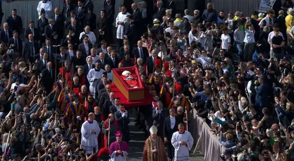 Roma, fedeli in coda per l’omaggio a papa Francesco: anche Meloni a San Pietro – VIDEO Roma, fedeli in coda per l’omaggio a papa Francesco: anche Meloni a San Pietro – VIDEO