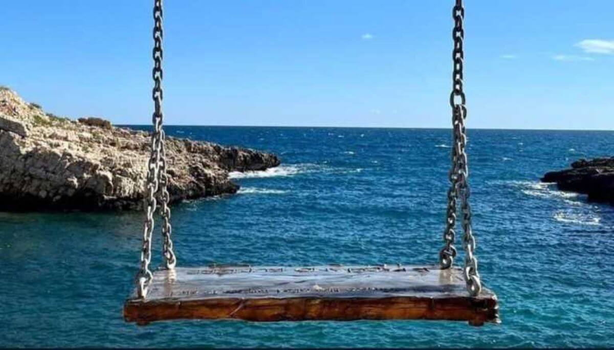 Le 27 Bandiere blu alla Puglia, Emiliano: «Così promuoviamo il nostro territorio»