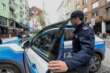 Lecce, ferma un’auto e minaccia i tre ragazzi a bordo per rubarla: arrestato un 42enne