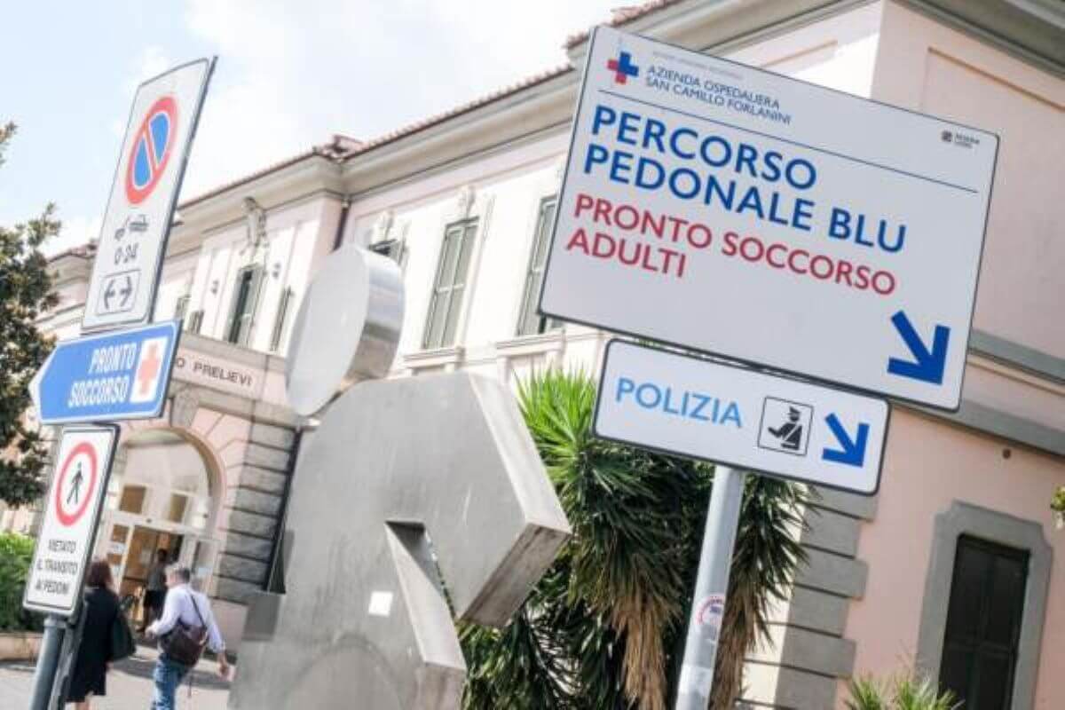 Roma, morto il 13enne colpito alla testa da un proiettile in casa sua