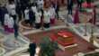 Papa Francesco, il saluto commosso di Suor Geneviève che rompe il protocollo