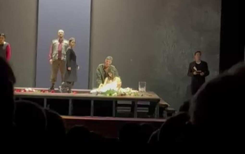 Bari, al Petruzzelli l’ultima replica di “The Rape of Lucretia”: in scena l’oscenità del potere – VIDEO Bari, al Petruzzelli l’ultima replica di “The Rape of Lucretia”: in scena l’oscenità del potere – VIDEO