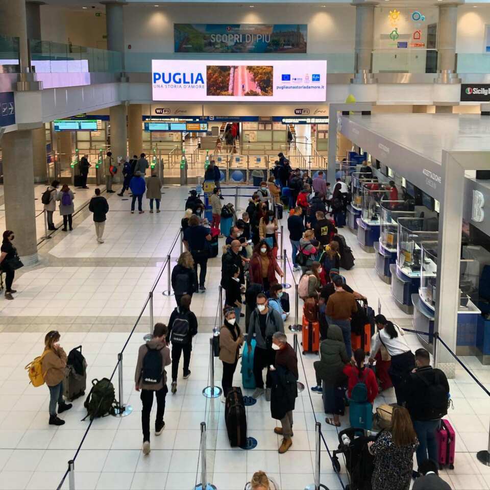 Stangata sui trasporti, il volo Milano-Brindisi più costoso di New York