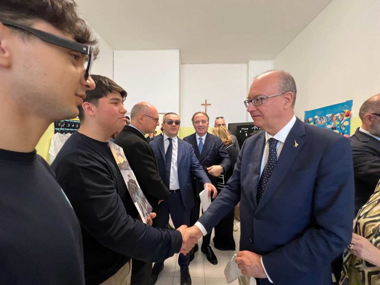Copertino, la visita di Valditara nel Salento si conclude al liceo Don Tonino Bello