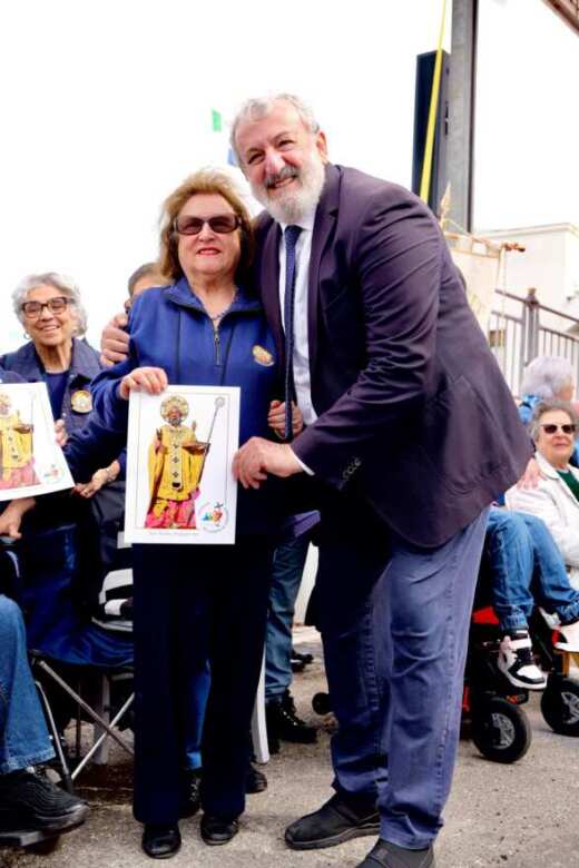 Bari, Emiliano alle celebrazioni per San Nicola: «È anche il patrono della Puglia» – FOTO e VIDEO Bari, Emiliano alle celebrazioni per San Nicola: «È anche il patrono della Puglia» – FOTO e VIDEO
