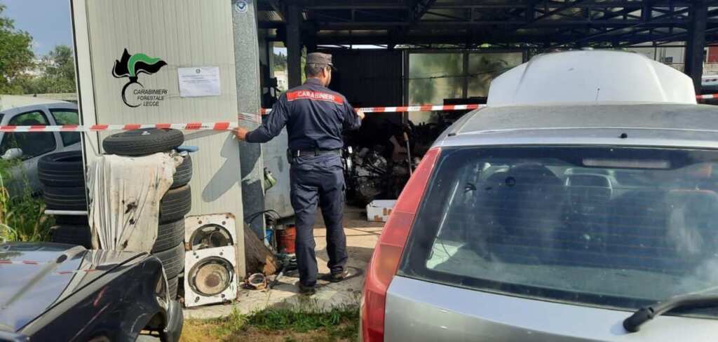 Casarano, scoperto un deposito di rifiuti pericolosi in un’autofficina: denunciato il titolare