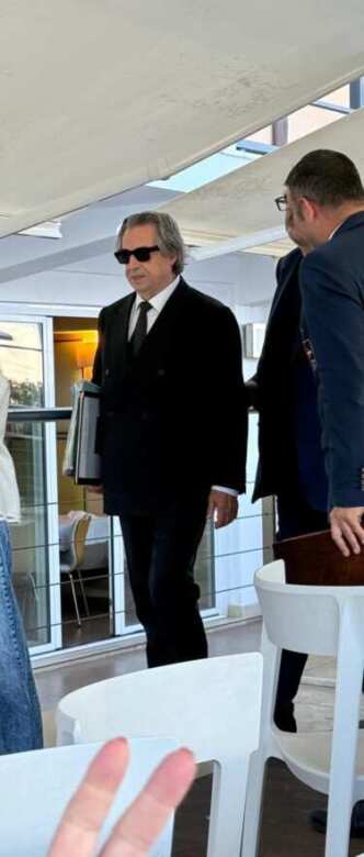 Riccardo Muti a Bari: dopo il concerto, pranzo con Emiliano e bis di mozzarella