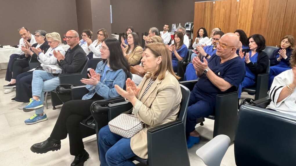Generoso dono ad Altamura: un elettrostimolatore per la riabilitazione del pavimento pelvico – FOTO
