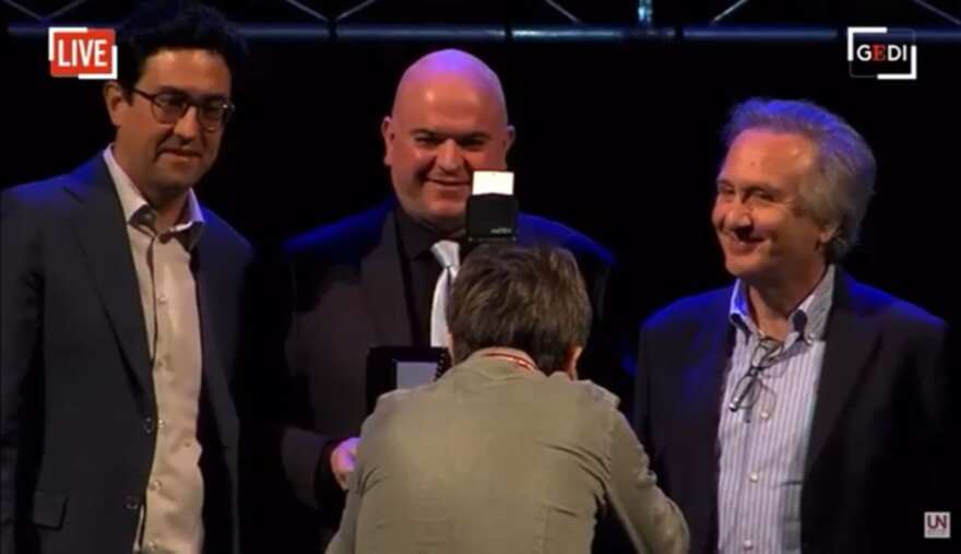 È di Foggia il “Miglior Insegnante Italiano” del 2025: prof. Alfonso Filippone trionfa all’Atlante Italian Teacher Award È di Foggia il “Miglior Insegnante Italiano” del 2025: prof. Alfonso Filippone trionfa all’Atlante Italian Teacher Award