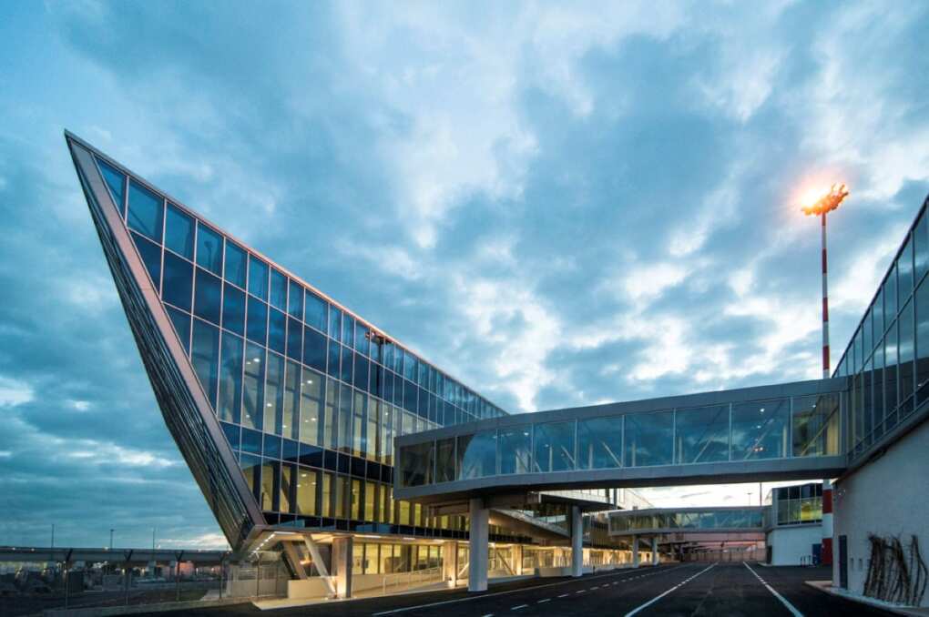 Aeroporti di Puglia continua a crescere: oltre 2,9 milioni di passeggeri nei primi quattro mesi del 2025 Aeroporti di Puglia continua a crescere: oltre 2,9 milioni di passeggeri nei primi quattro mesi del 2025