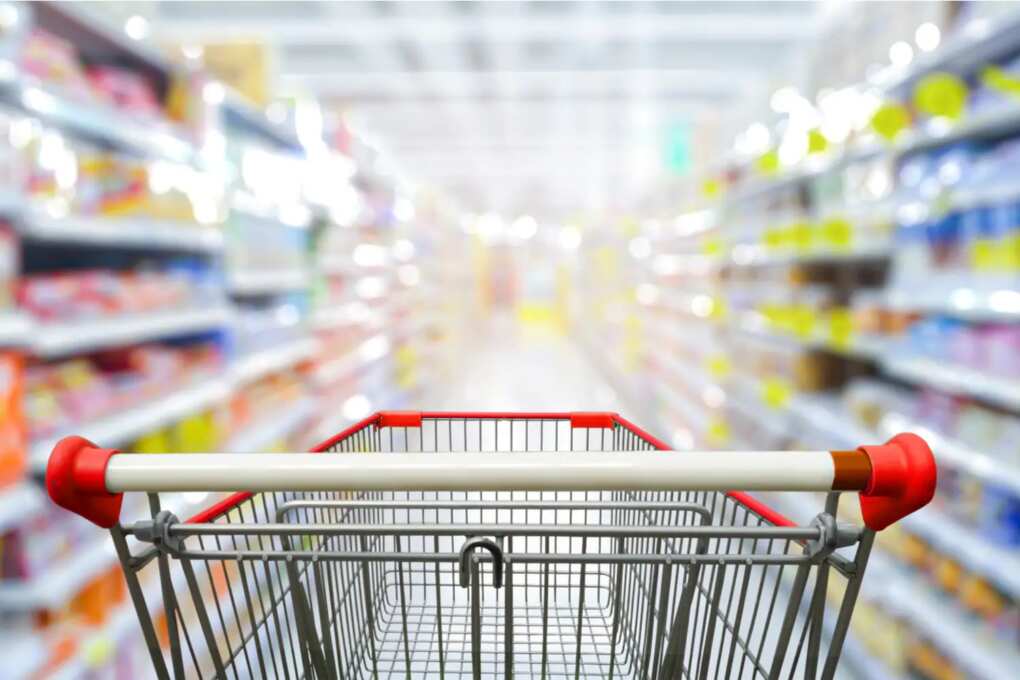 Inflazione reale e percepita: il 50% degli italiani ha ridotto le spese su alimentari ed energia Inflazione reale e percepita: il 50% degli italiani ha ridotto le spese su alimentari ed energia