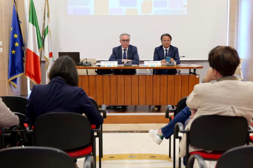 Puglia, 10 anni del Pptr: via alle conferenze d’area. Lacatena: «Strumento rivoluzionario. La sfida è aggiornarlo» – VIDEO Puglia, 10 anni del Pptr: via alle conferenze d’area. Lacatena: «Strumento rivoluzionario. La sfida è aggiornarlo» – VIDEO