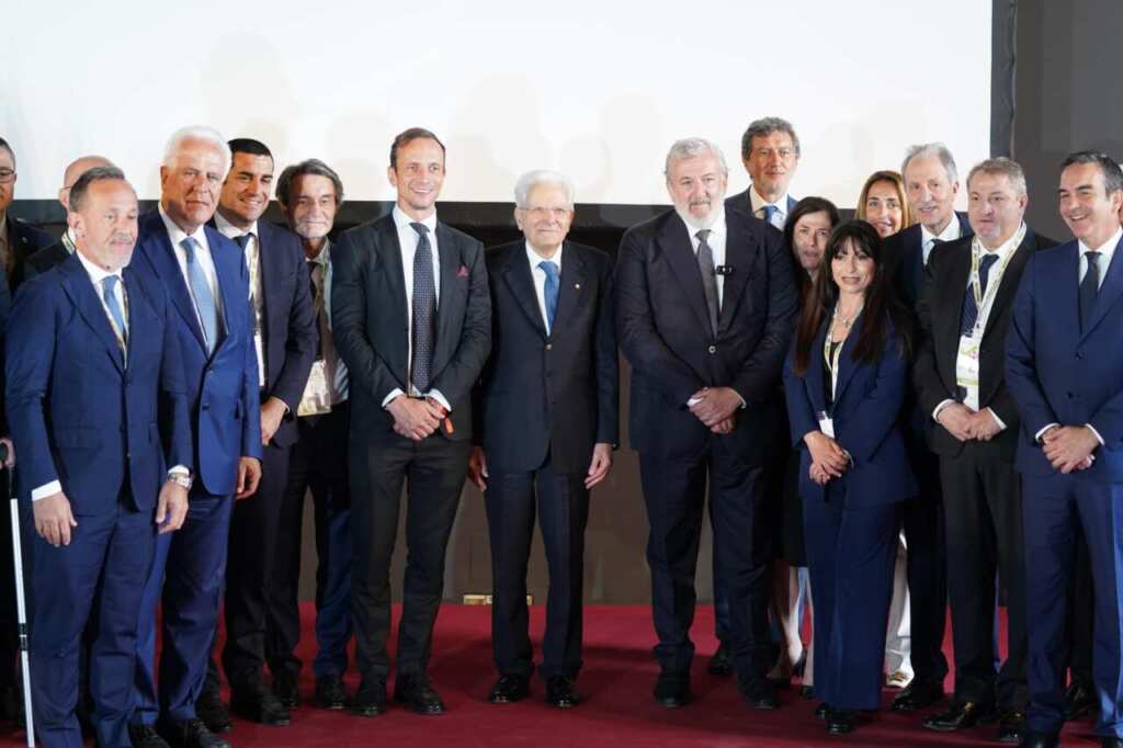 Emiliano al Festival delle Regioni: «Il Sud è leva per l’Italia». E a Mattarella: «Riferimento per il Paese» – VIDEO