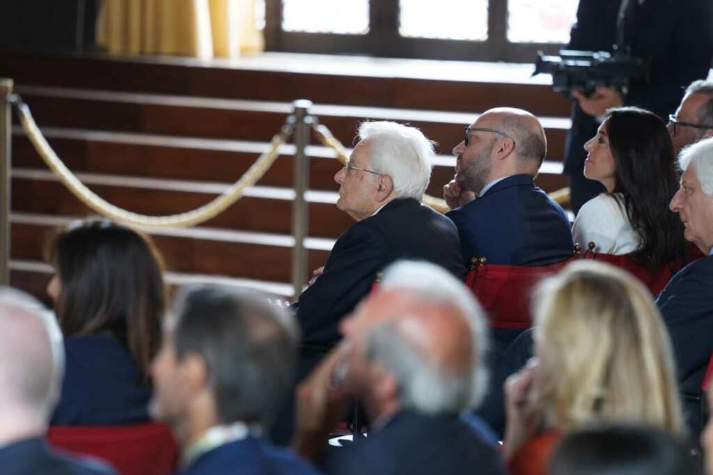 Emiliano al Festival delle Regioni: «Il Sud è leva per l’Italia». E a Mattarella: «Riferimento per il Paese» – VIDEO
