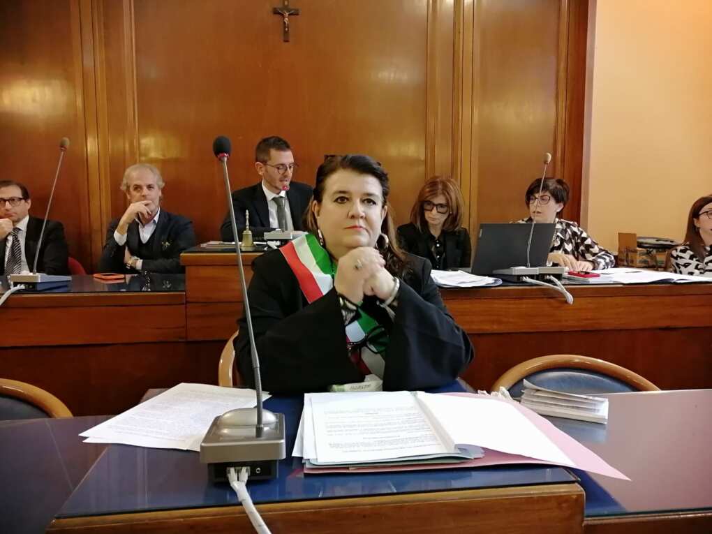 Episcopo, oggi la verifica a Comune di Foggia: alta tensione col M5S e tre assessori in bilico Episcopo, oggi la verifica a Comune di Foggia: alta tensione col M5S e tre assessori in bilico