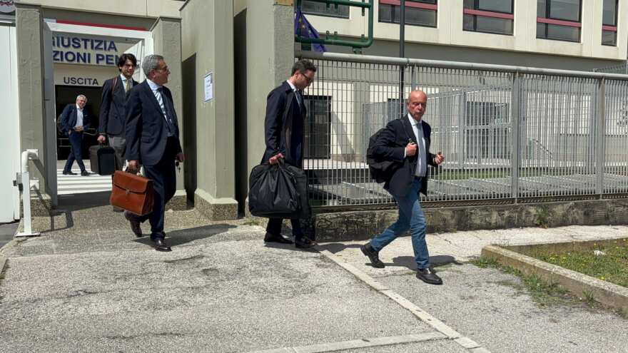 Giacomo Olivieri torna a Bari: in Tribunale per il processo sul crac della Immoberdan – VIDEO Giacomo Olivieri torna a Bari: in Tribunale per il processo sul crac della Immoberdan – VIDEO