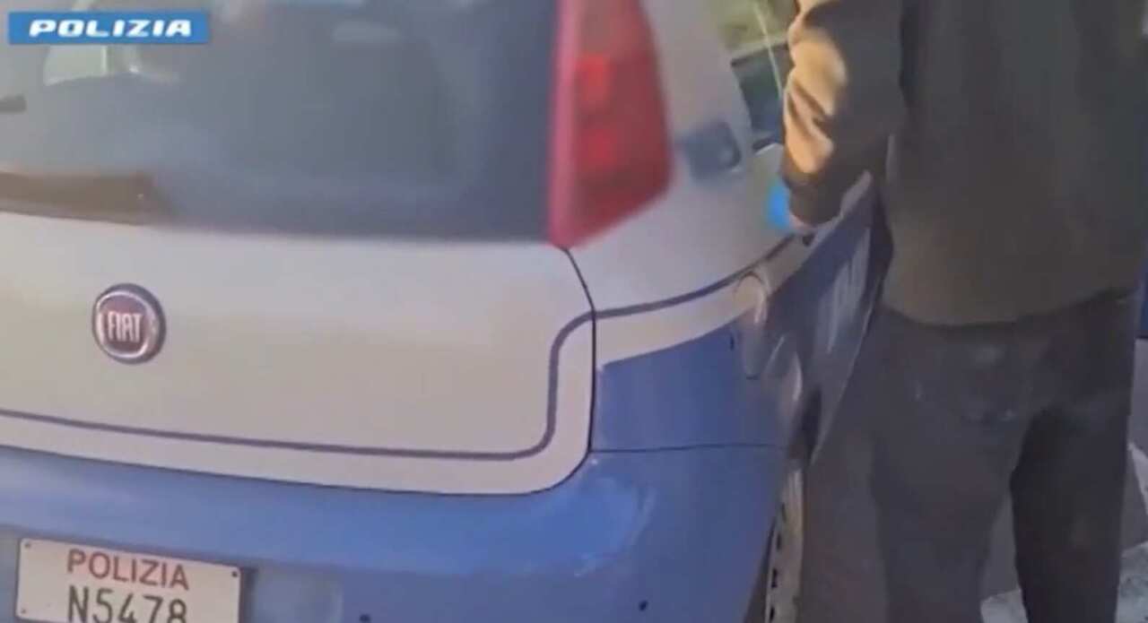 Lecco, gestiva un canale social di propaganda jihadista: arrestato 20enne Lecco, gestiva un canale social di propaganda jihadista: arrestato 20enne