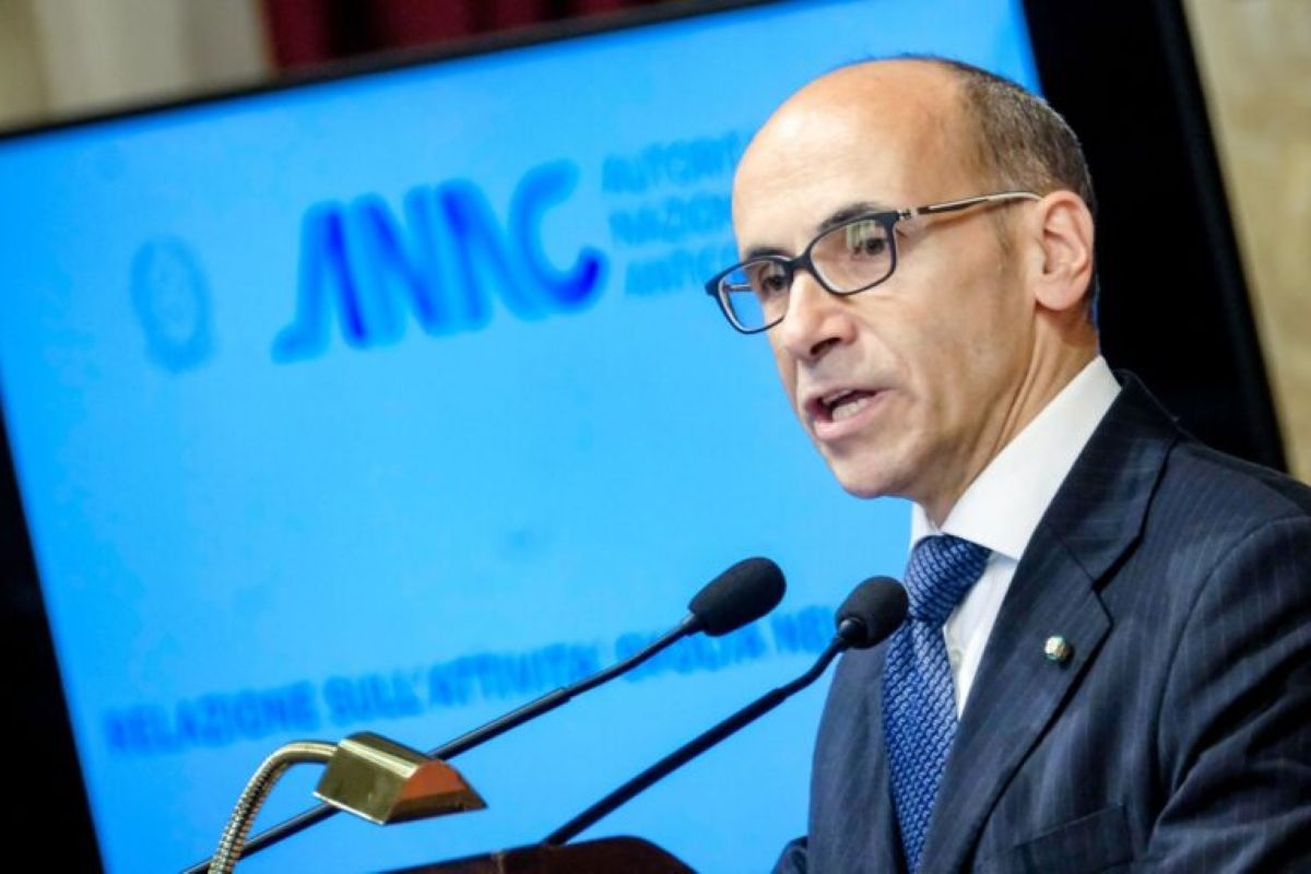 Pnrr, l’allarme dell’Anac: «La scadenza incombe». E nella Pa troppi conflitti d’interesse