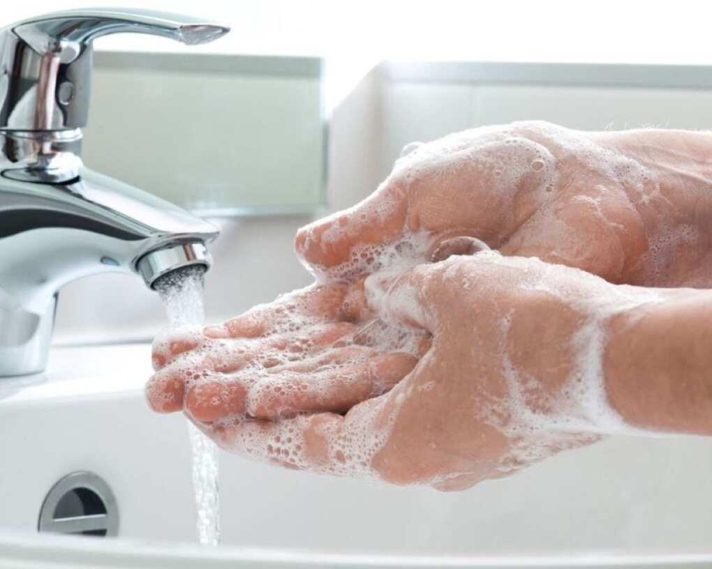 Giornata mondiale per l’igiene delle mani, il progetto dell’Oms: «Un gesto che salva vite» Giornata mondiale per l’igiene delle mani, il progetto dell’Oms: «Un gesto che salva vite»