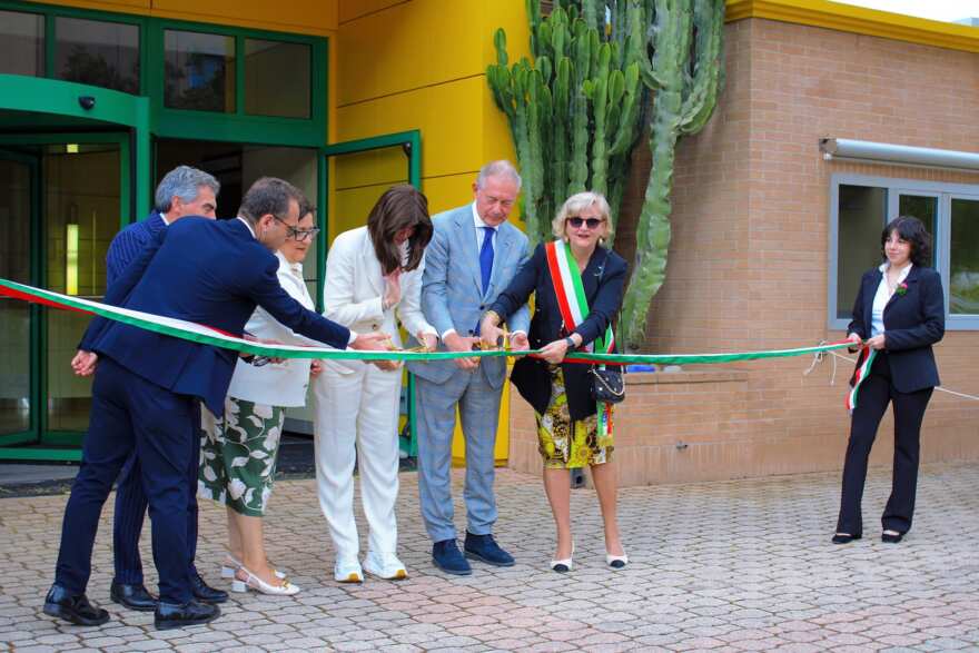 Taranto, Urso e Bernini inaugurano il Tecnopolo: «Accompagnerà la transizione ecologica» Taranto, Urso e Bernini inaugurano il Tecnopolo: «Accompagnerà la transizione ecologica»