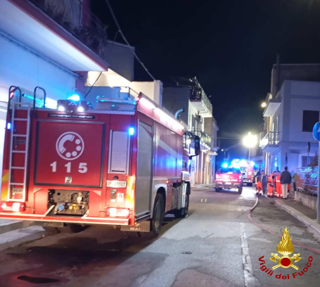 Fratelli morti nell’incendio a Cassano, la lettera ai genitori: «Pregate per noi». Sarà disposta l’autopsia Fratelli morti nell’incendio a Cassano, la lettera ai genitori: «Pregate per noi». Sarà disposta l’autopsia