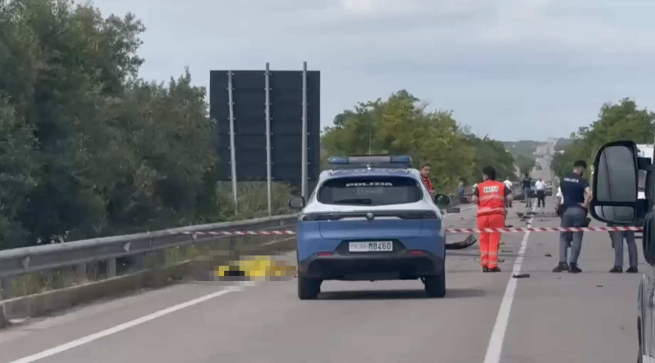 Incidente sulla strada provinciale tra Barletta e Canosa di Puglia: un morto e tre feriti