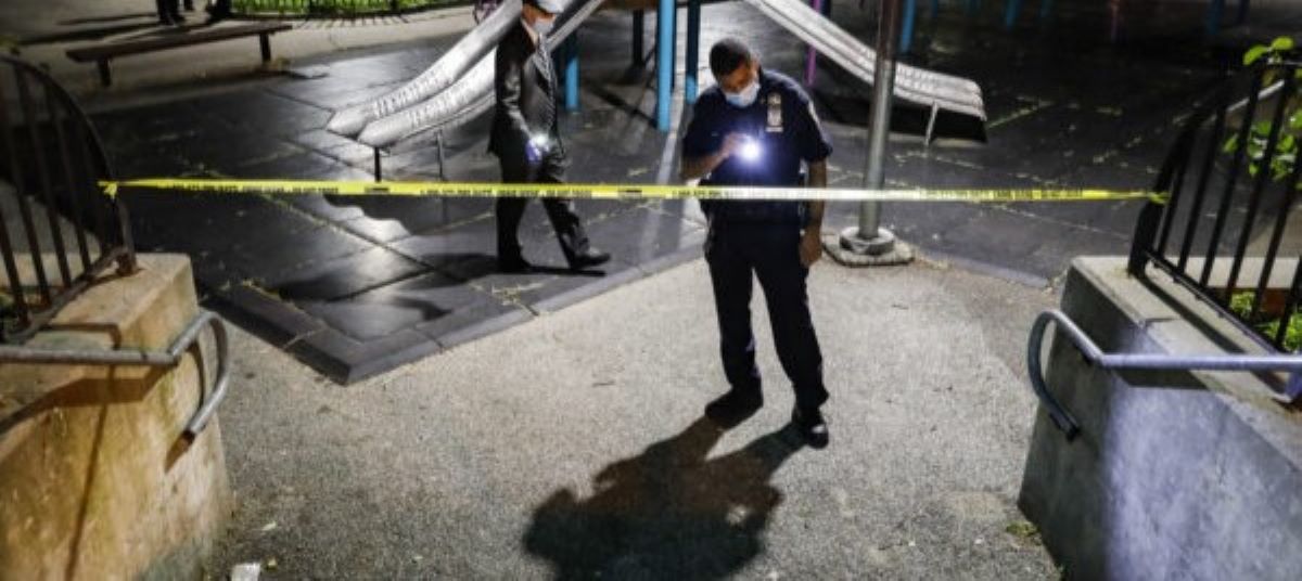 New York, italiano sequestrato e torturato: arrestati un trader crypto e una 24enne