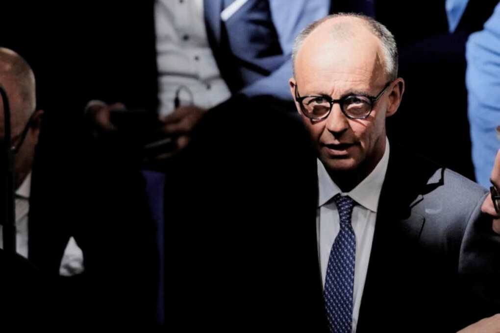 Germania, Merz eletto cancelliere al secondo turno: fumata bianca dopo il primo tentativo fallito Germania, Merz eletto cancelliere al secondo turno: fumata bianca dopo il primo tentativo fallito