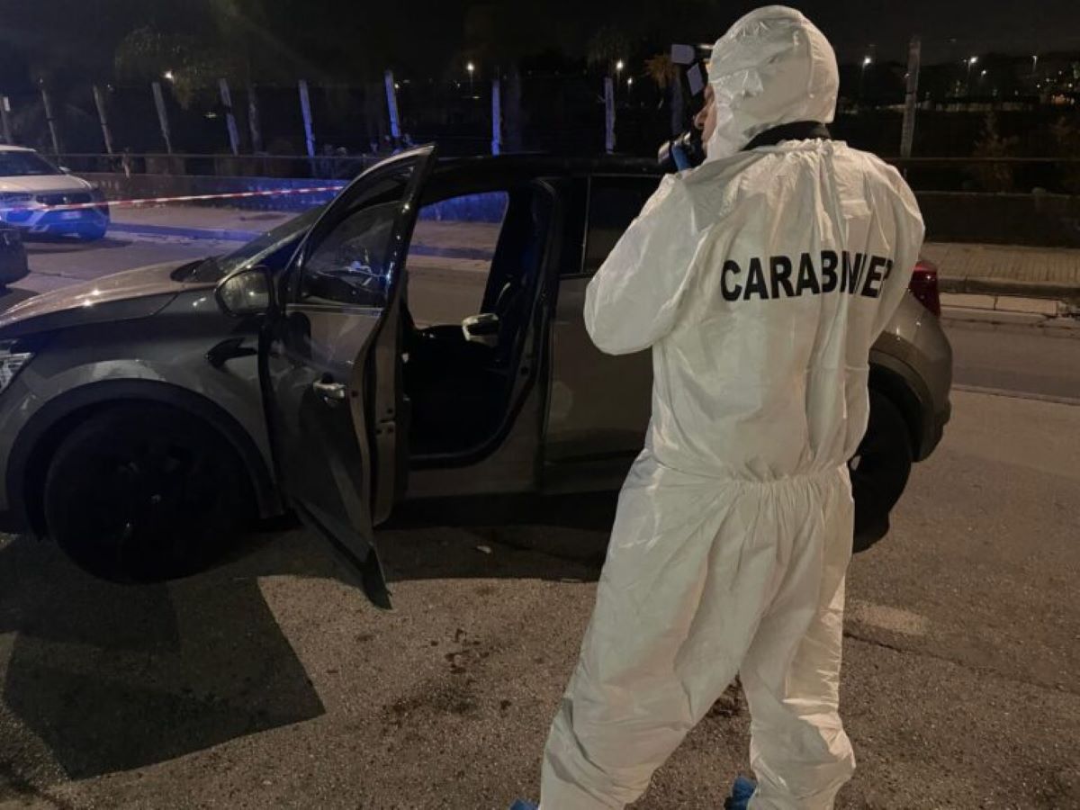 Napoli, 34enne trovata morta con una 31enne in fin di vita: forse un omicidio e tentato suicidio. Si indaga