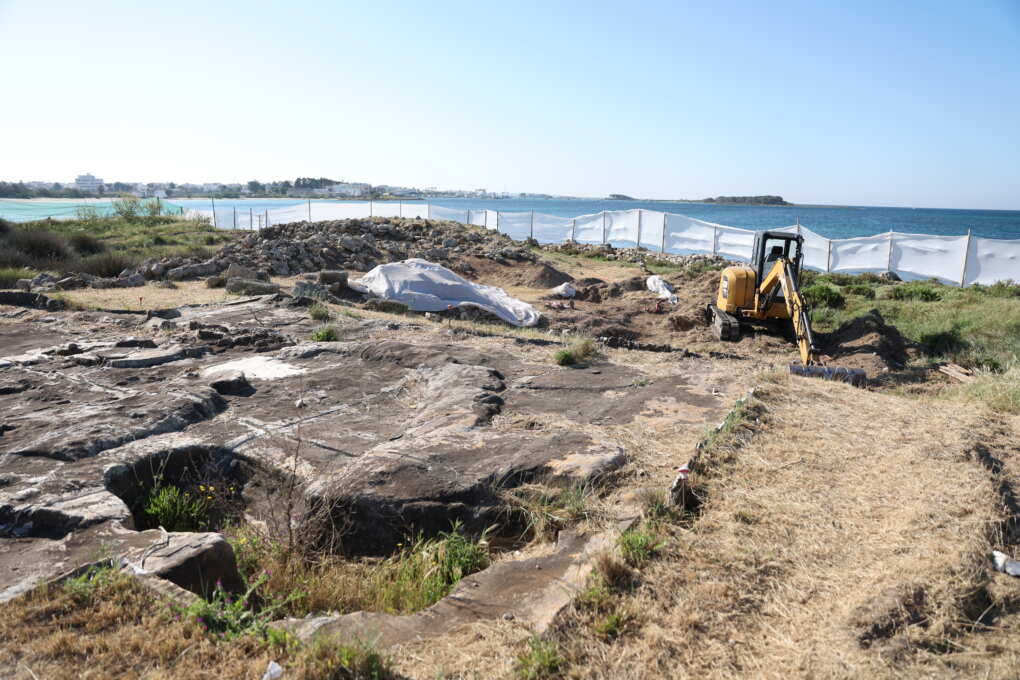 Porto Cesareo, via ai lavori per il parco archeologico sommerso: una storia millenaria spunta dal mare – FOTO Porto Cesareo, via ai lavori per il parco archeologico sommerso: una storia millenaria spunta dal mare – FOTO