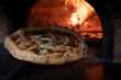 Pizza a cena? Il prezzo è “lievitato” del 20% negli ultimi anni: costa più di 12 euro