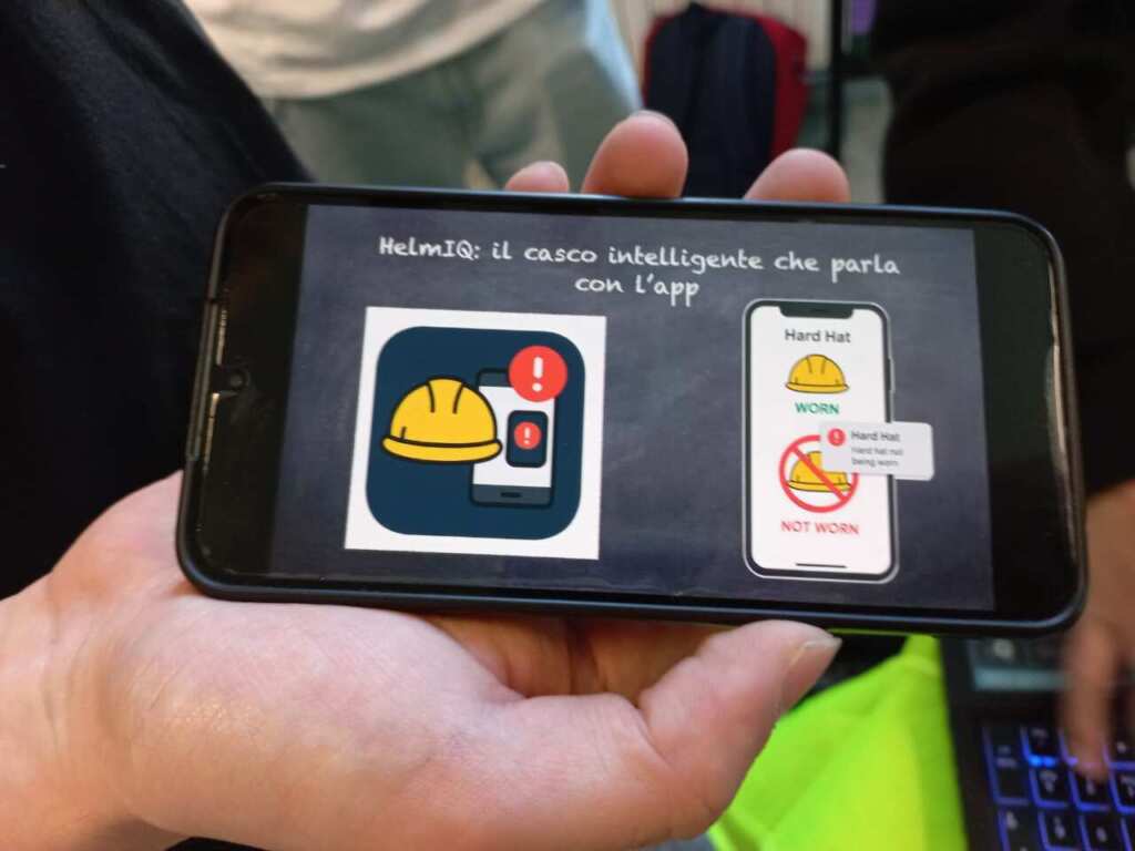 Bari, studenti progettano QR code per la sicurezza sul lavoro in edilizia e metalmeccanica – FOTO