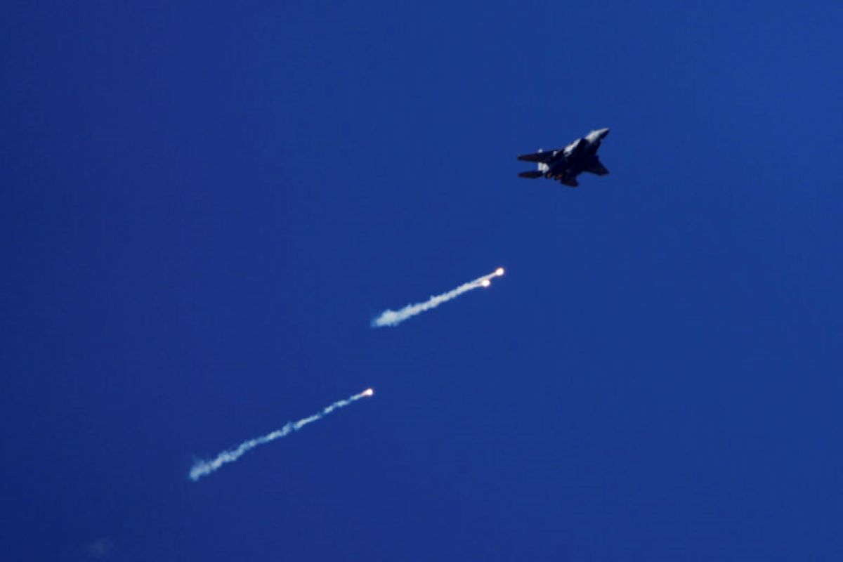 Israele pronto all’attacco delle centrali nucleari in Iran, tensioni per la rimozione totale dell’uranio Israele pronto all’attacco delle centrali nucleari in Iran, tensioni per la rimozione totale dell’uranio